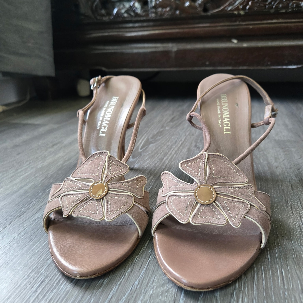 Bruno Magli Women's Brown Sandals